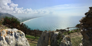 Terracina e Il Tempio Di Giove Anxur