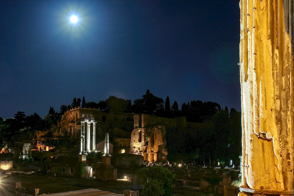 Roma Fori Imperiali Di Notte 5