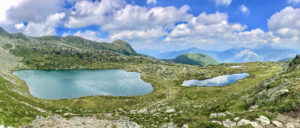 ...panoramica dall'alto dei Laghi Bombasel